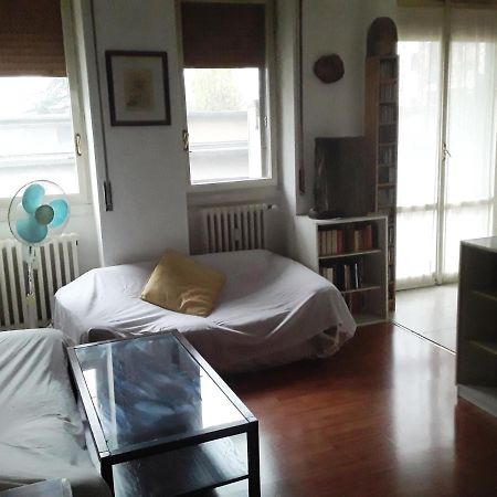 Camera A Milano Zona Nolo Cimiano Apartamento Exterior foto