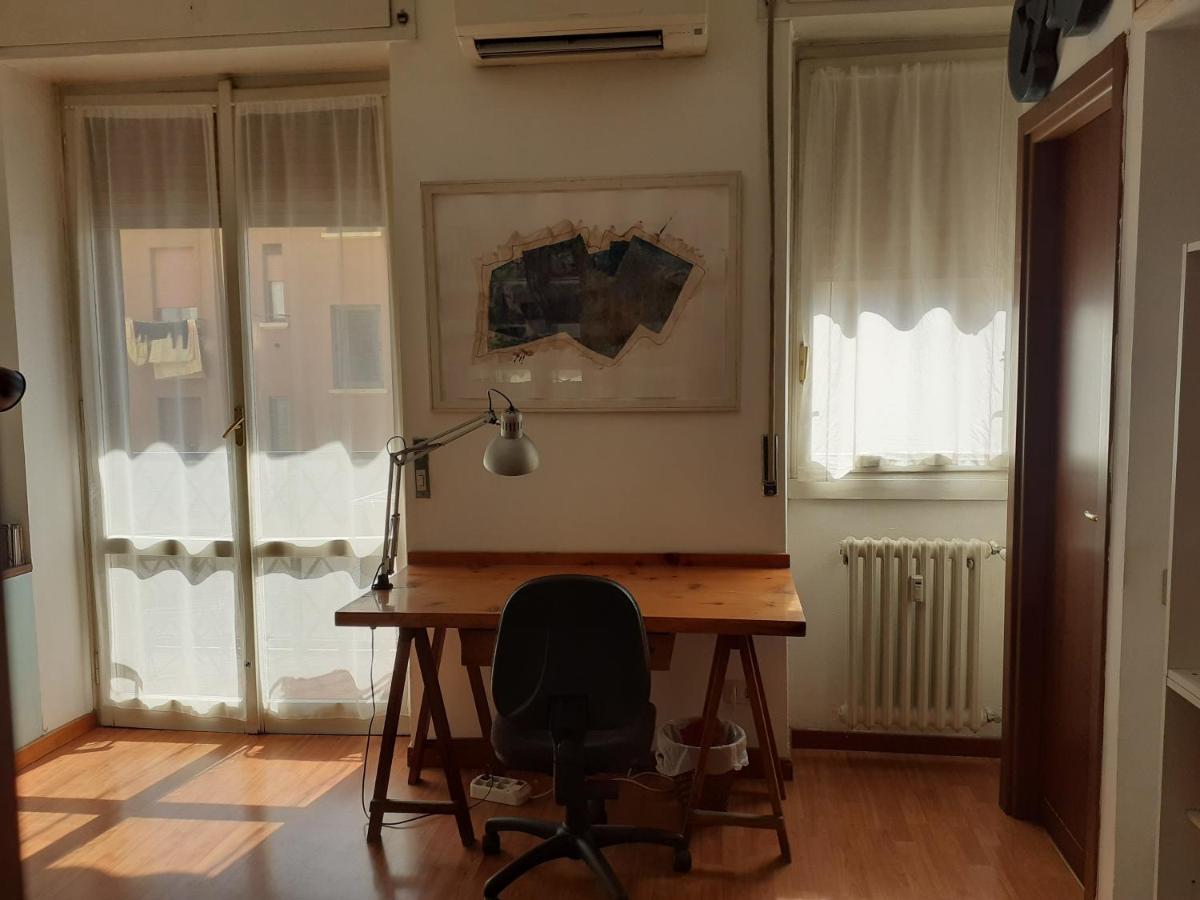 Camera A Milano Zona Nolo Cimiano Apartamento Exterior foto